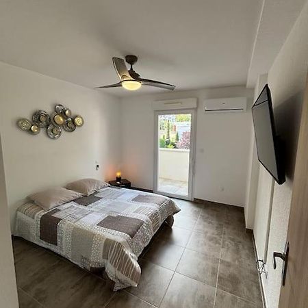 Jolie Appartement En Residence Bastia  Exteriör bild