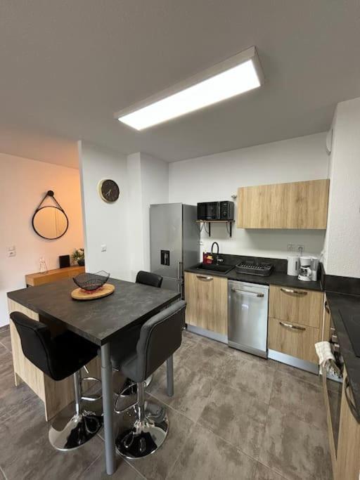 Jolie Appartement En Residence Bastia  Exteriör bild