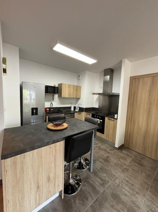 Jolie Appartement En Residence Bastia  Exteriör bild