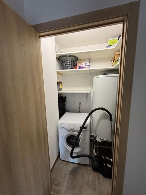 Jolie Appartement En Residence Bastia  Exteriör bild